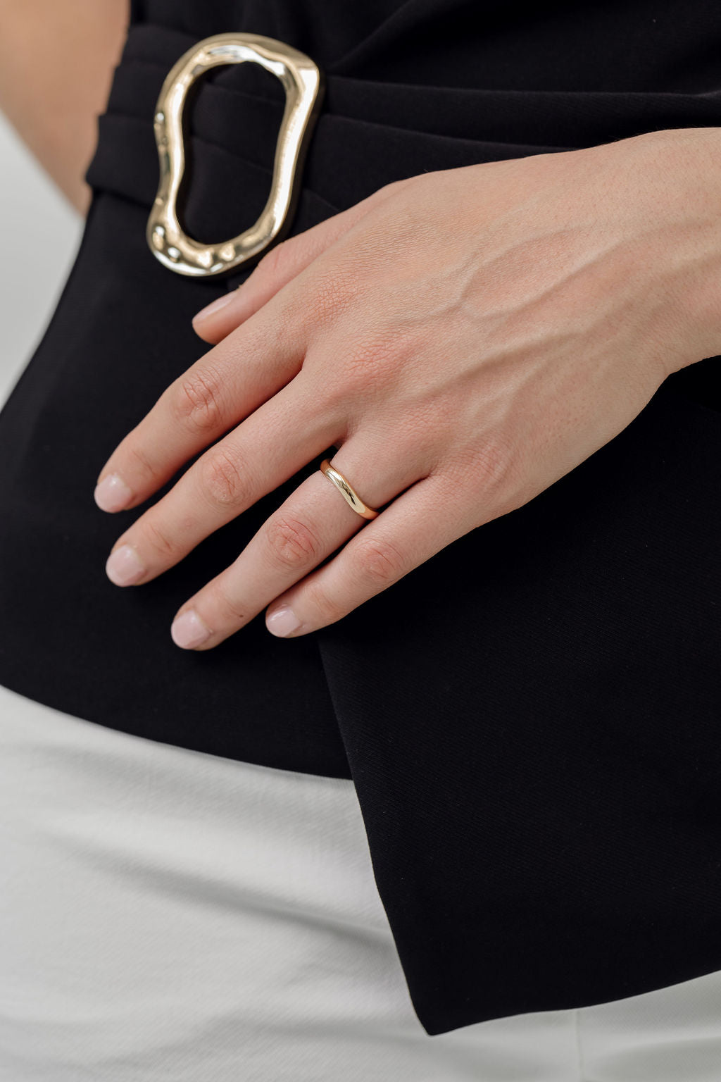 Curved bold wedding ring harry and co jewellery