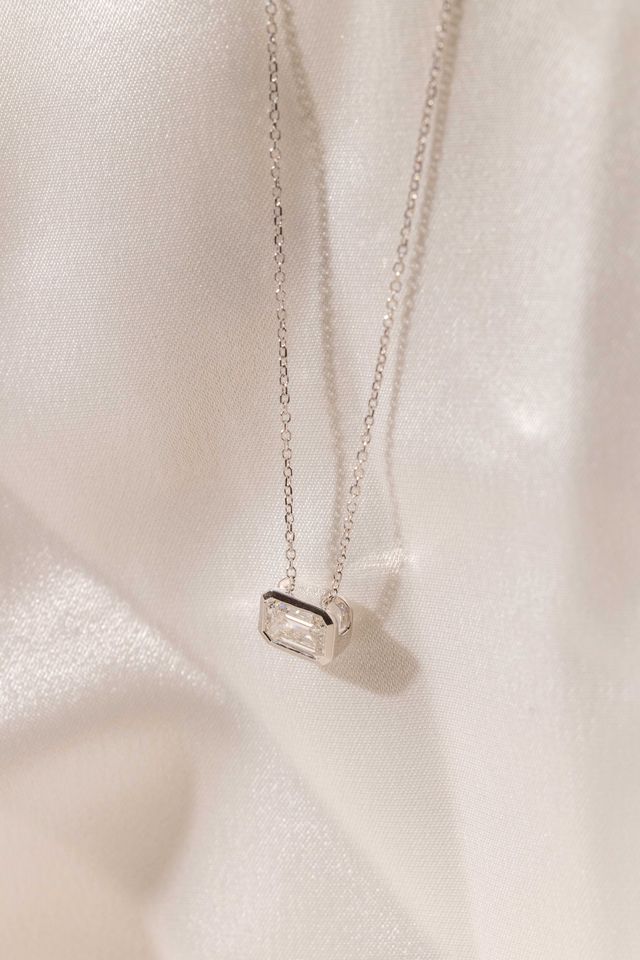 Emerald Diamond Slider Pendant Necklace 9kt