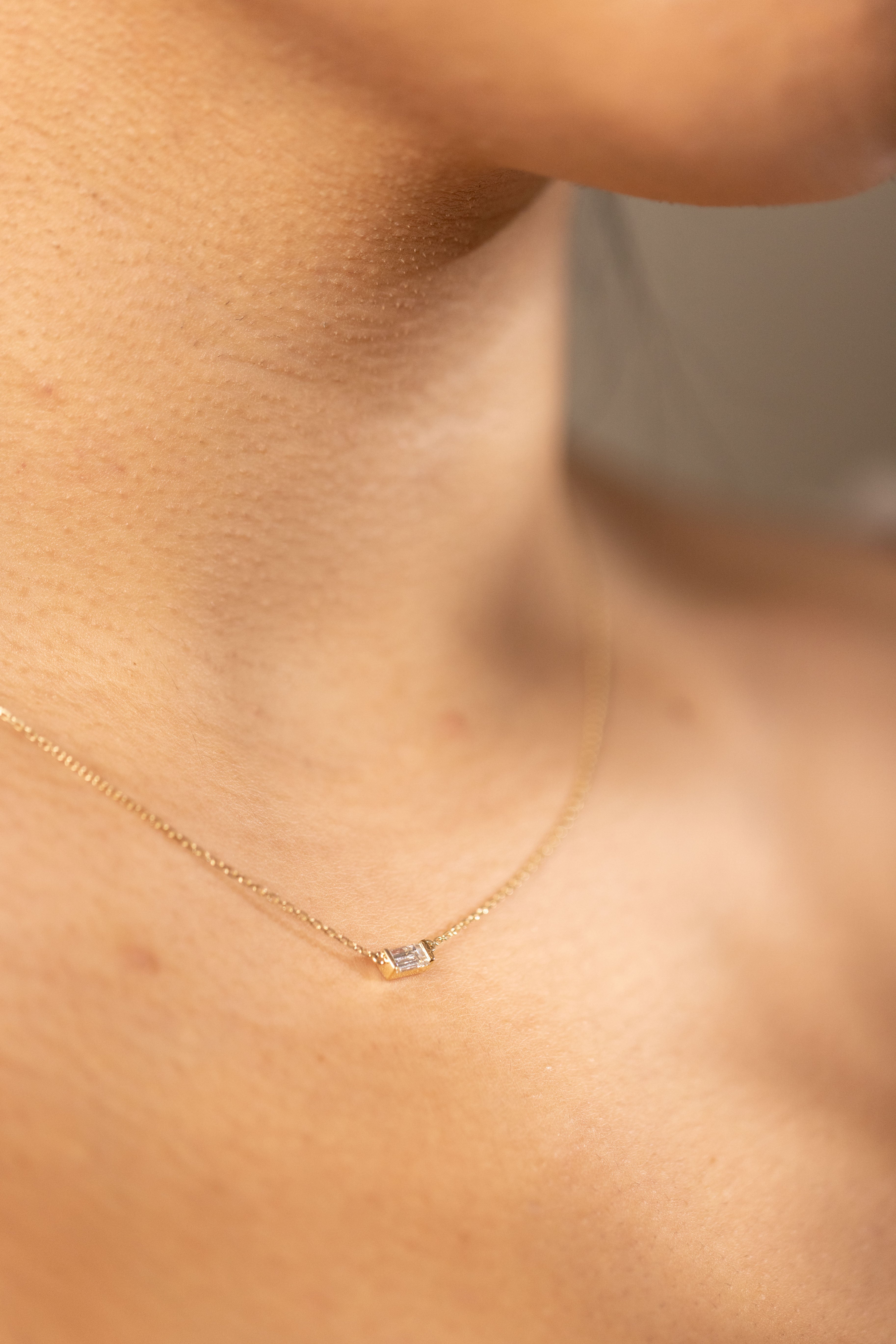 baguette cut diamond necklace in 9kt Yellow Gold