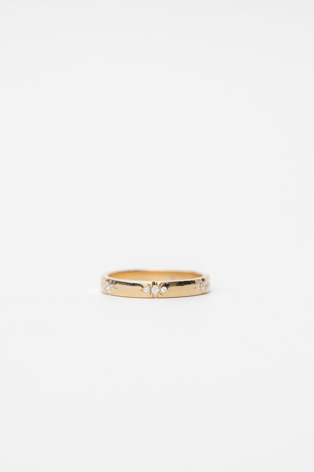 Flat profile diamond etched wedding ring