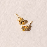 knot earrings 9kt