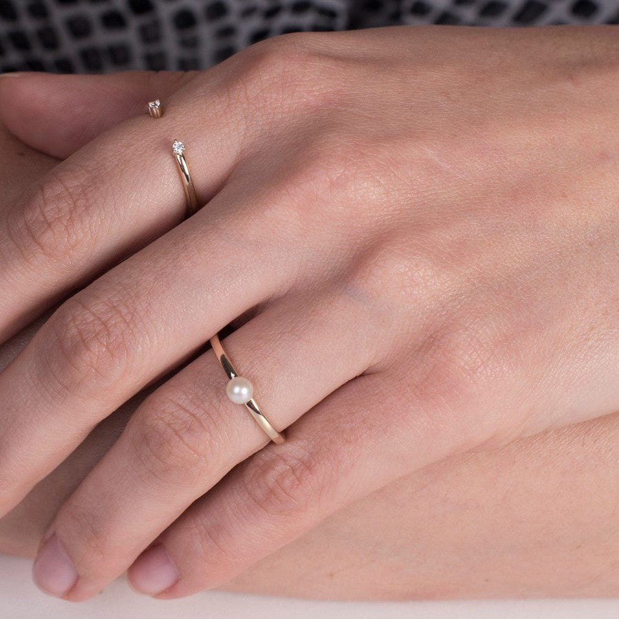 Sparkly cuff ring