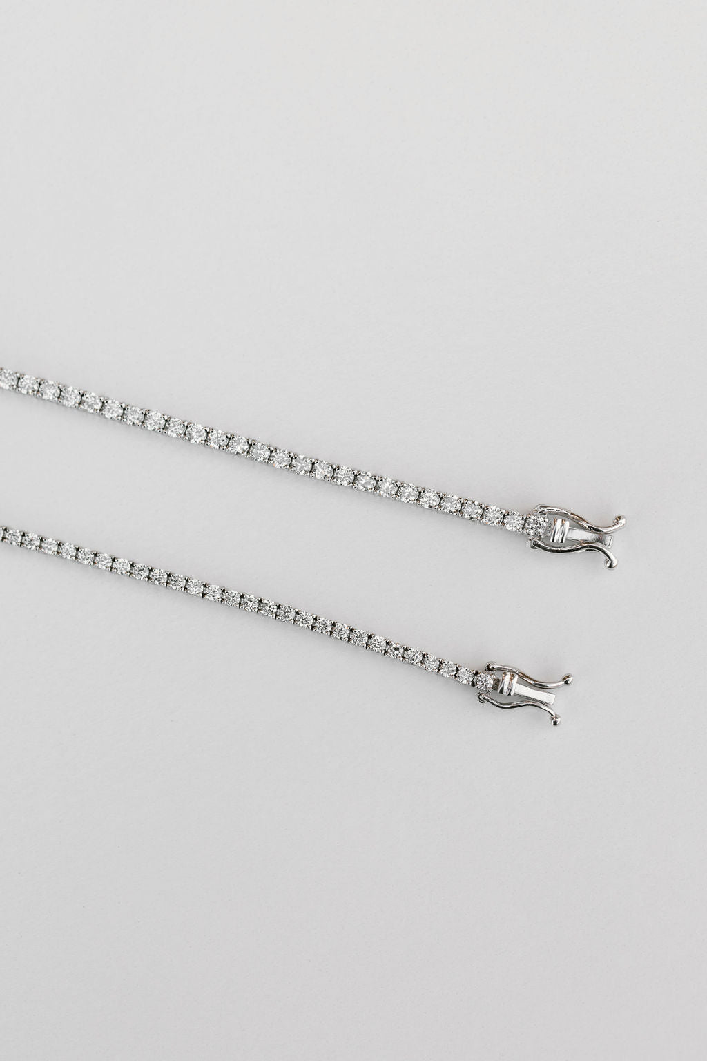 18kt white gold tennis bracelet with lab grown diamonds