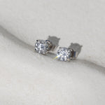 2ct round diamond studs 