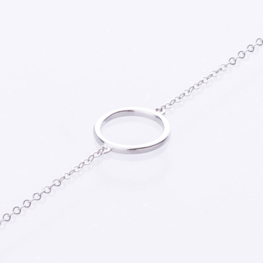 Circle Bracelet 9ct white gold 