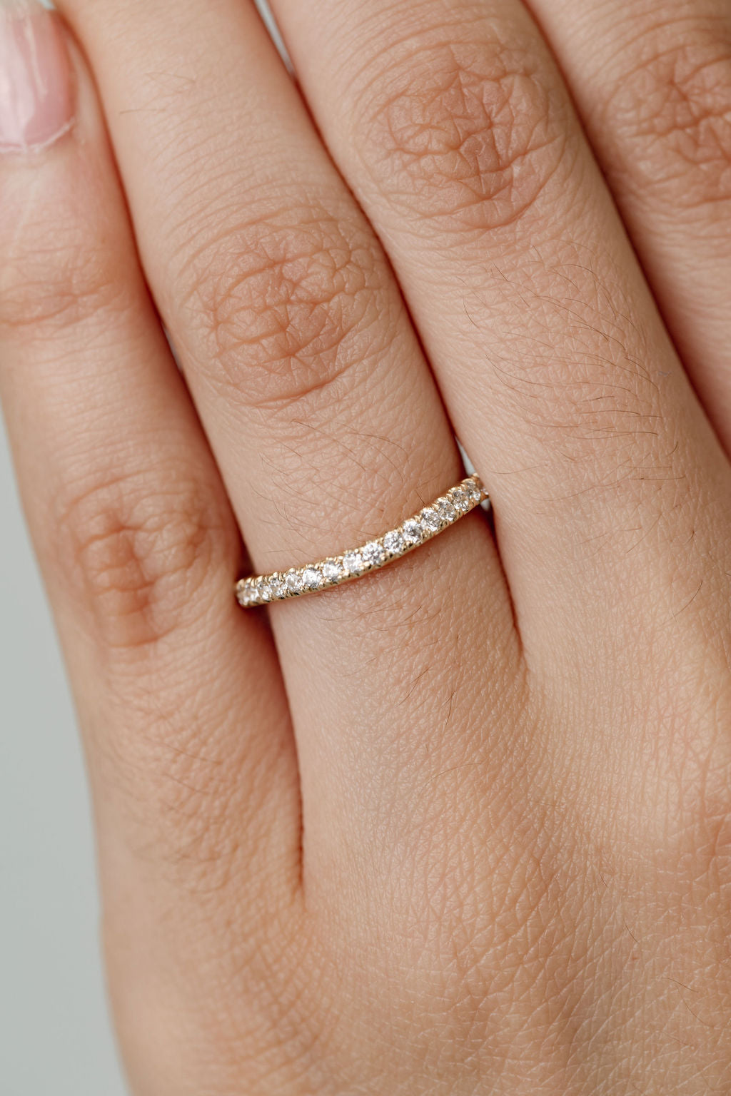 Curved Diamond Wedding Ring yellow gold 