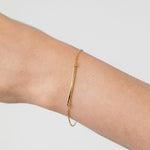 Engravable 9kt gold bar bracelet
