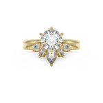 Felica crown wedding ring in yellow gold 