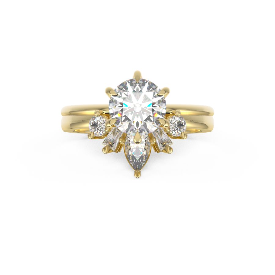 Felica crown wedding ring in yellow gold 