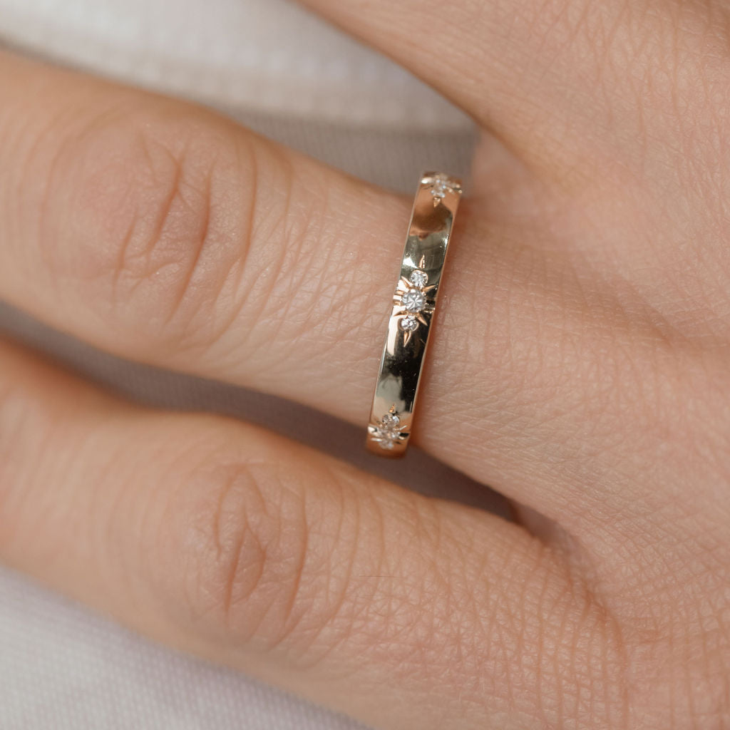 Flat profile diamond etched wedding ring