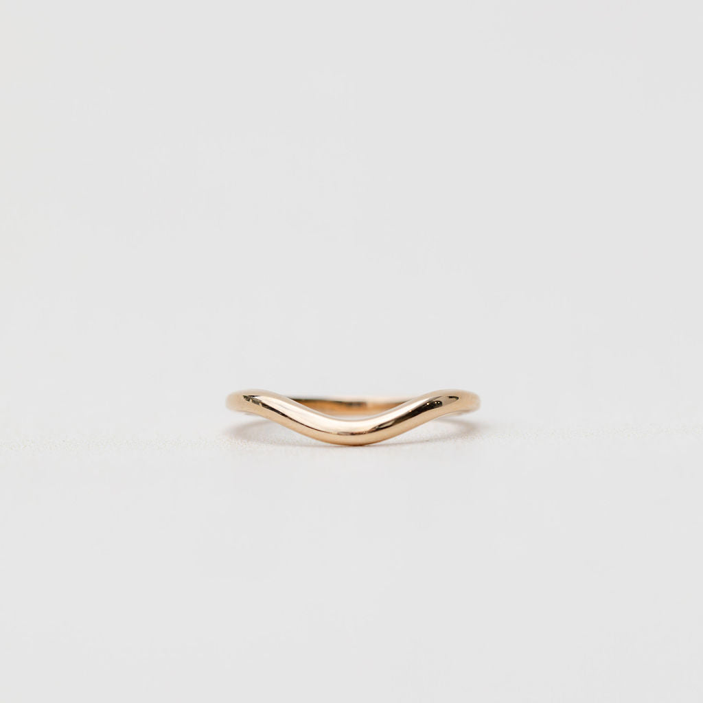 Gold curved wedding ring 2