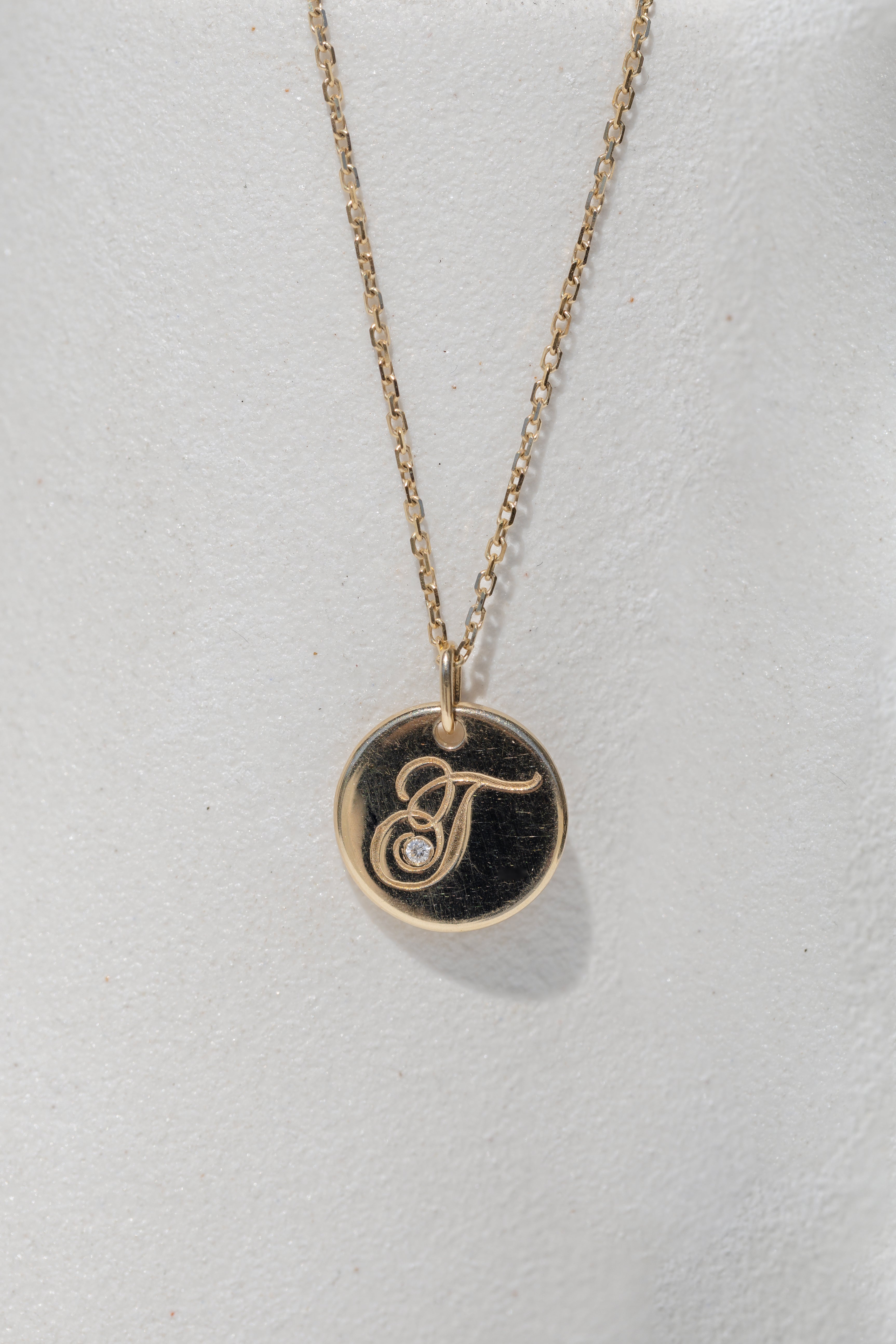 LETTER PENDANT NECKLACE
