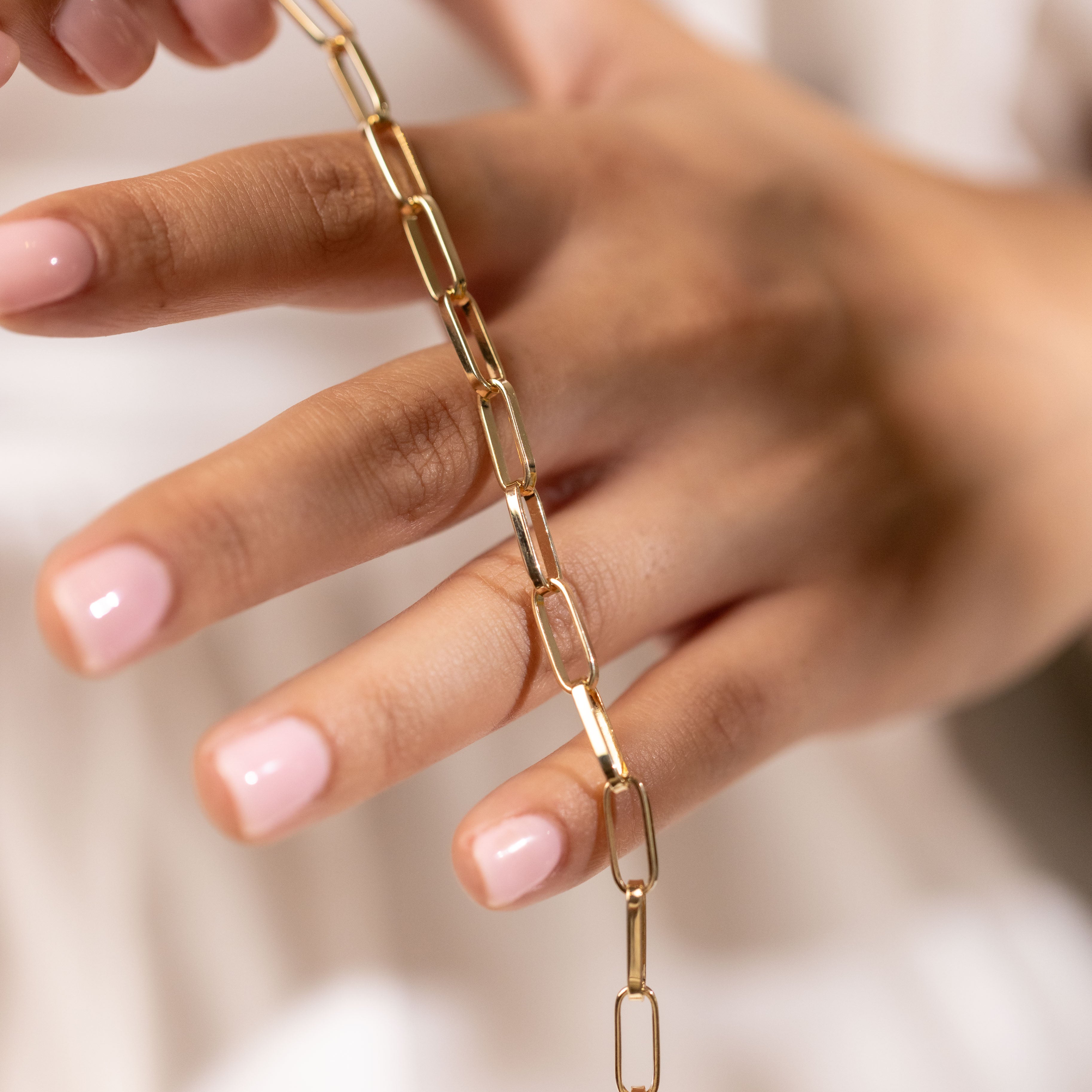Large link paper clip bracelet 