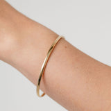 Oval Bangle yellow gold 