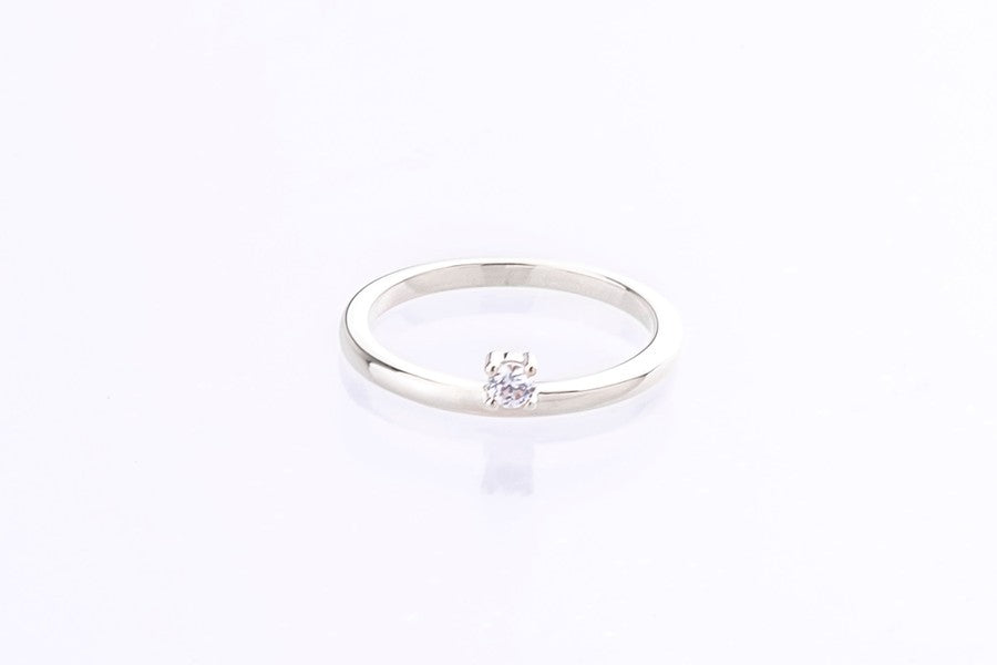 Single diamond stacking ring white gold 