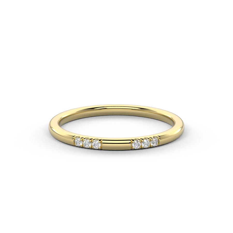 Starlight diamond wedding ring in yellow gold 