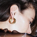 Twisted chunky hoop 