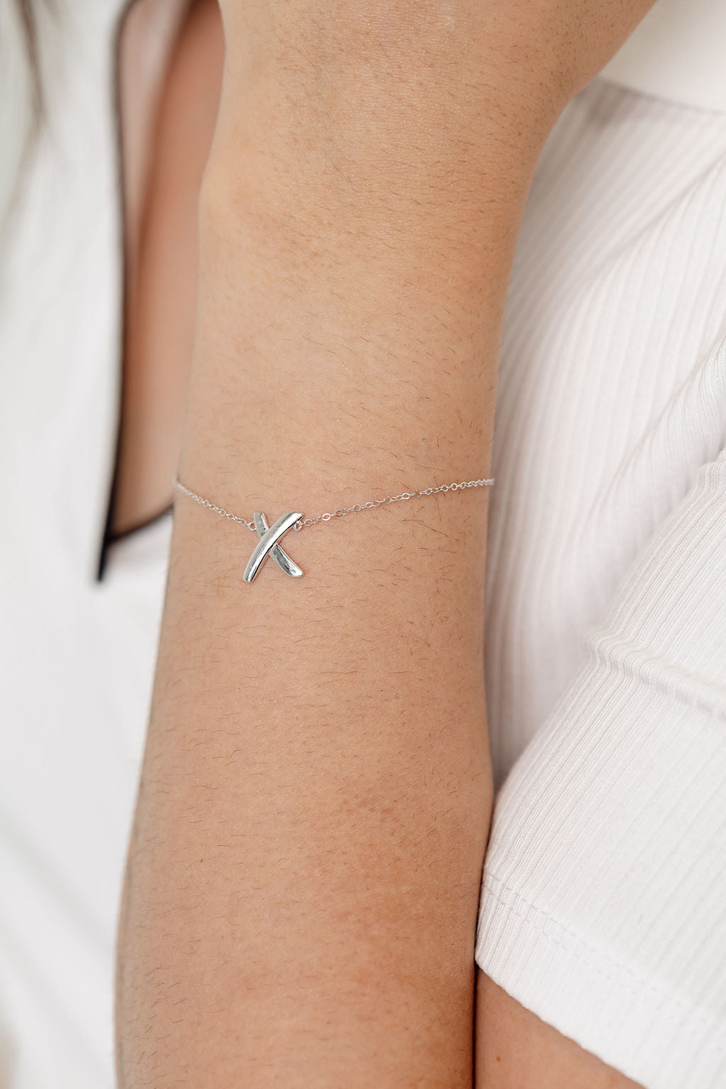 X bracelet 