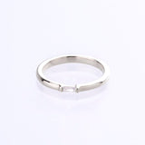 baguette cut diamond ring in 9kt white gold