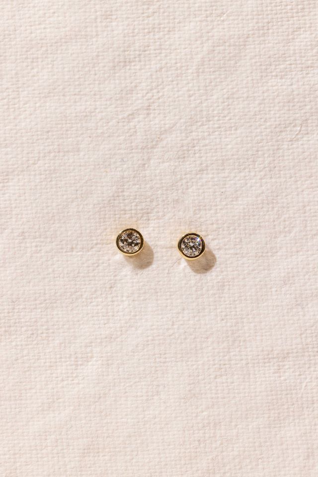 bezel 9kt gold earrings 