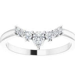 graduated crown ring with pear centre stone