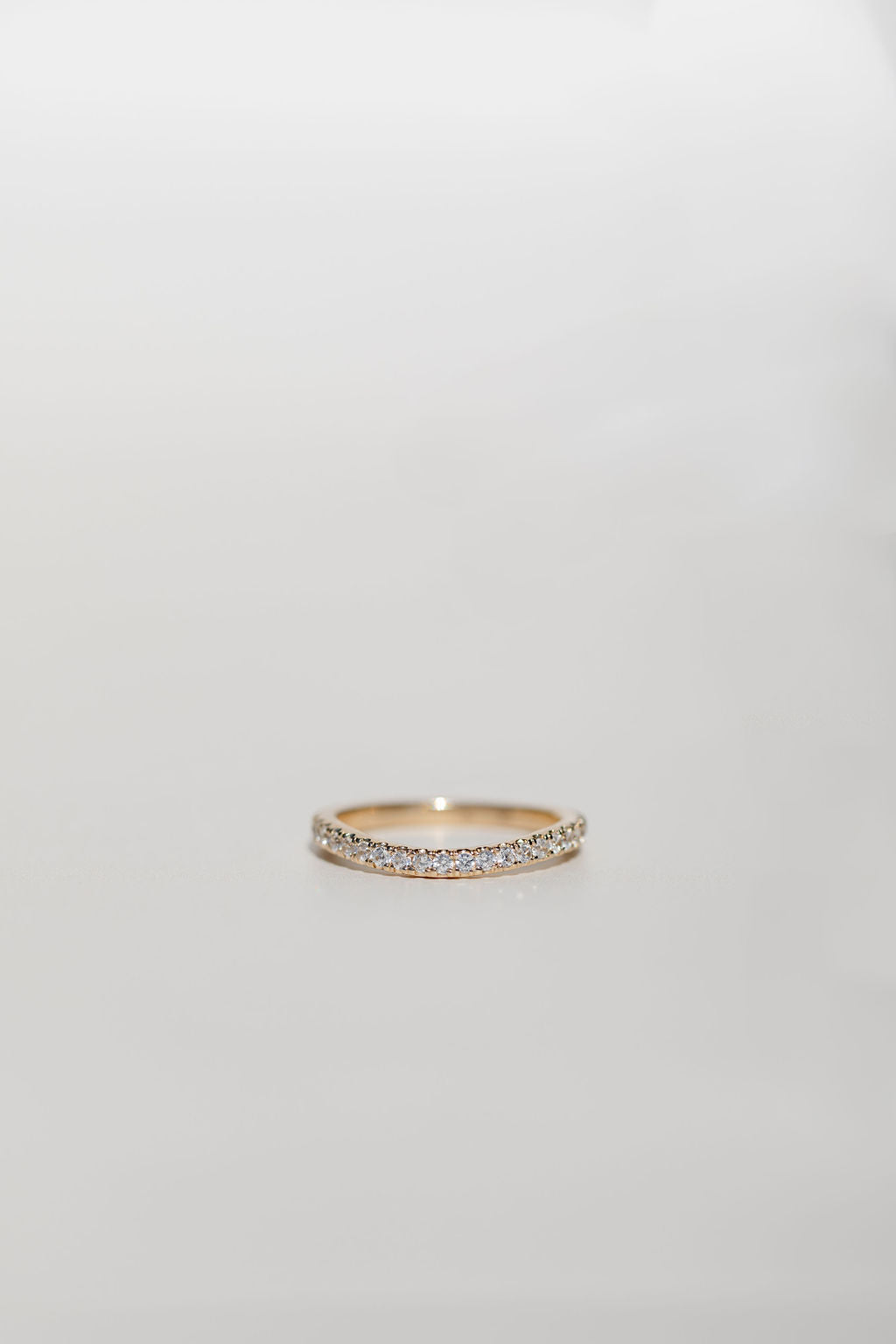 curved diamond wedding ring