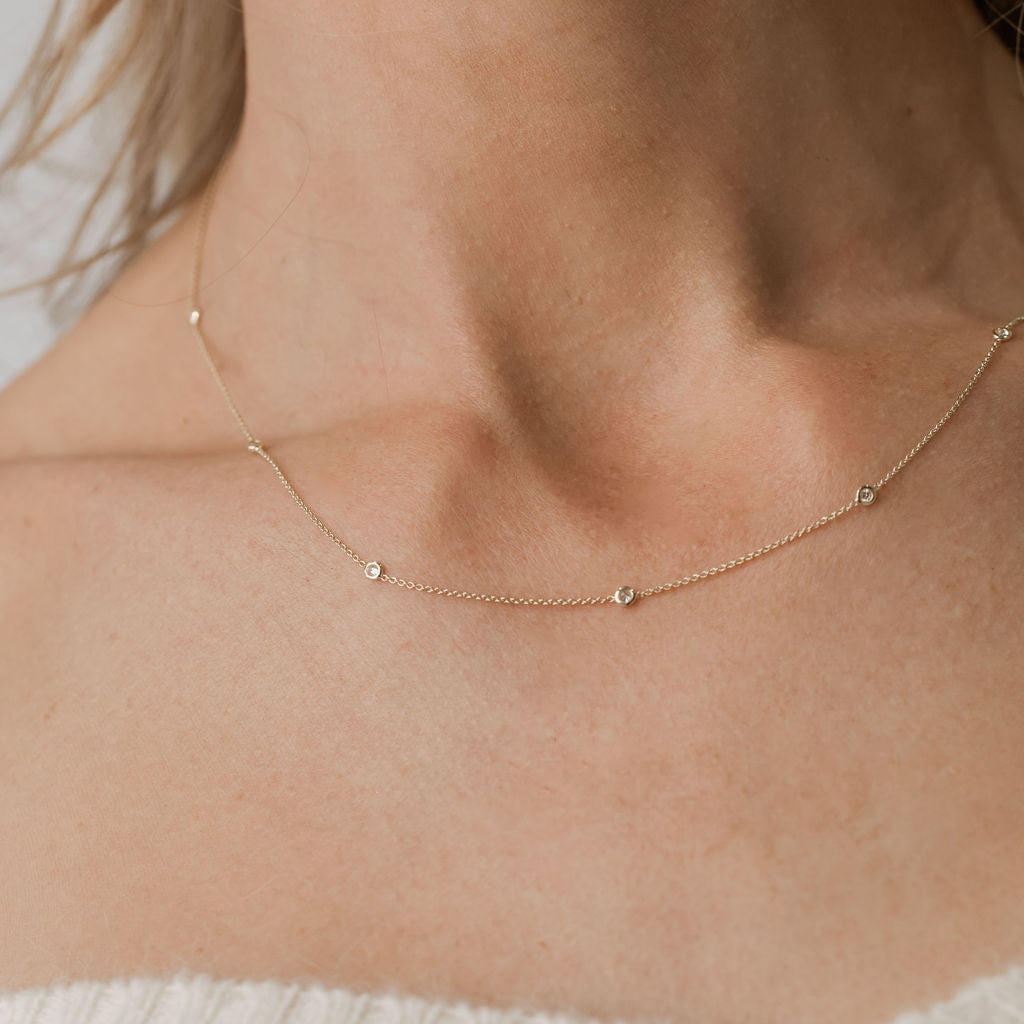 diamond dotted necklace