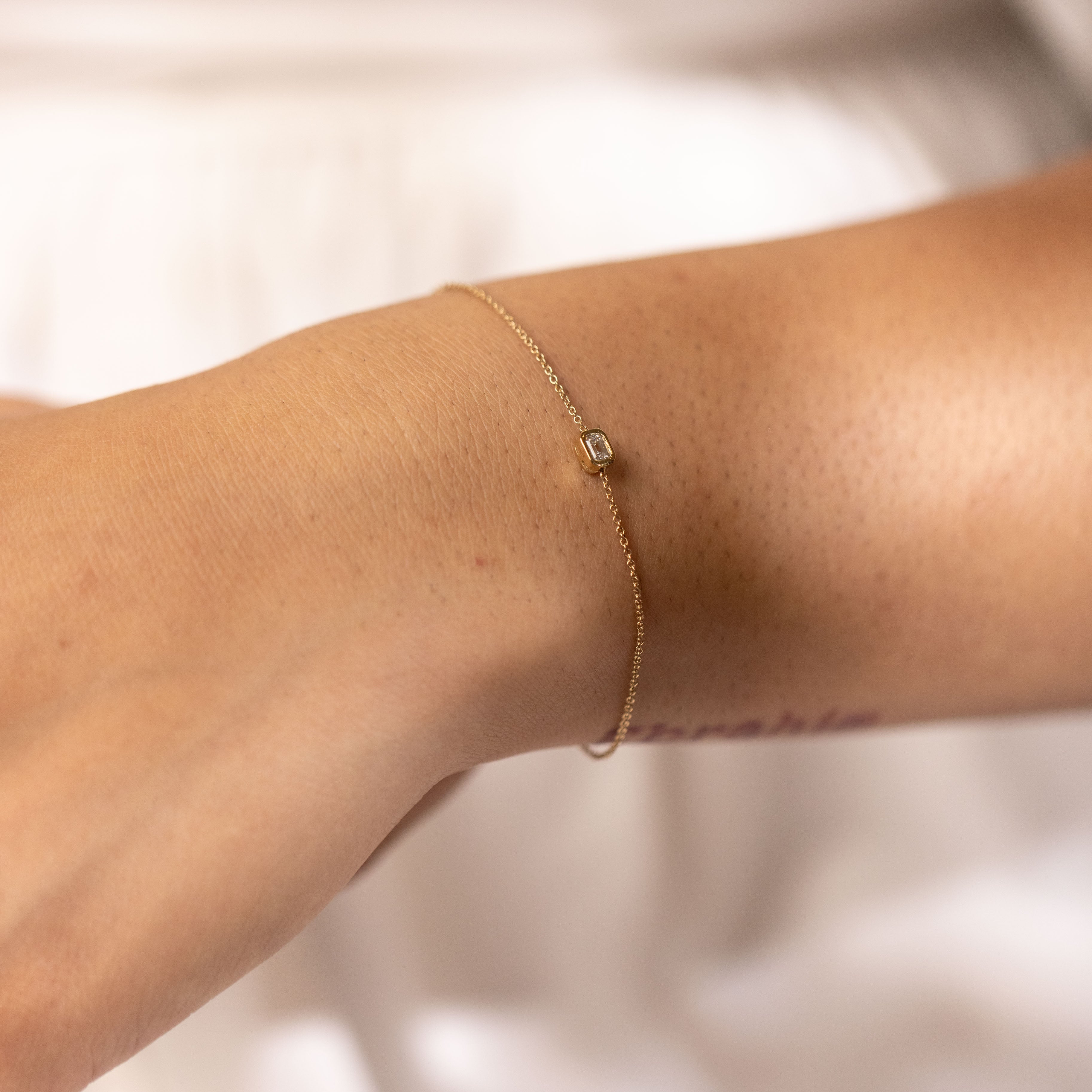 emerald pendent bracelet gold