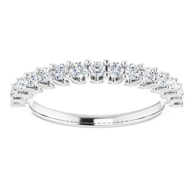 White gold diamond wedding ring claw set