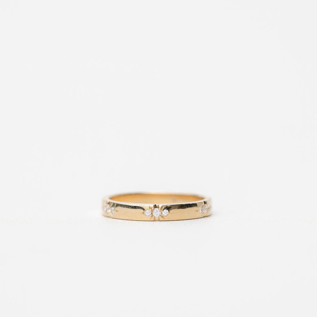 Flat profile diamond etched wedding ring
