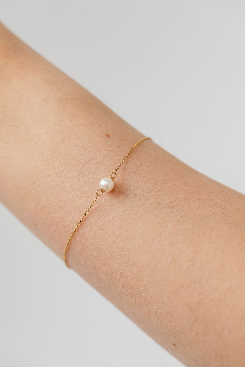 Gold Freshwater Pearl Bracelet
