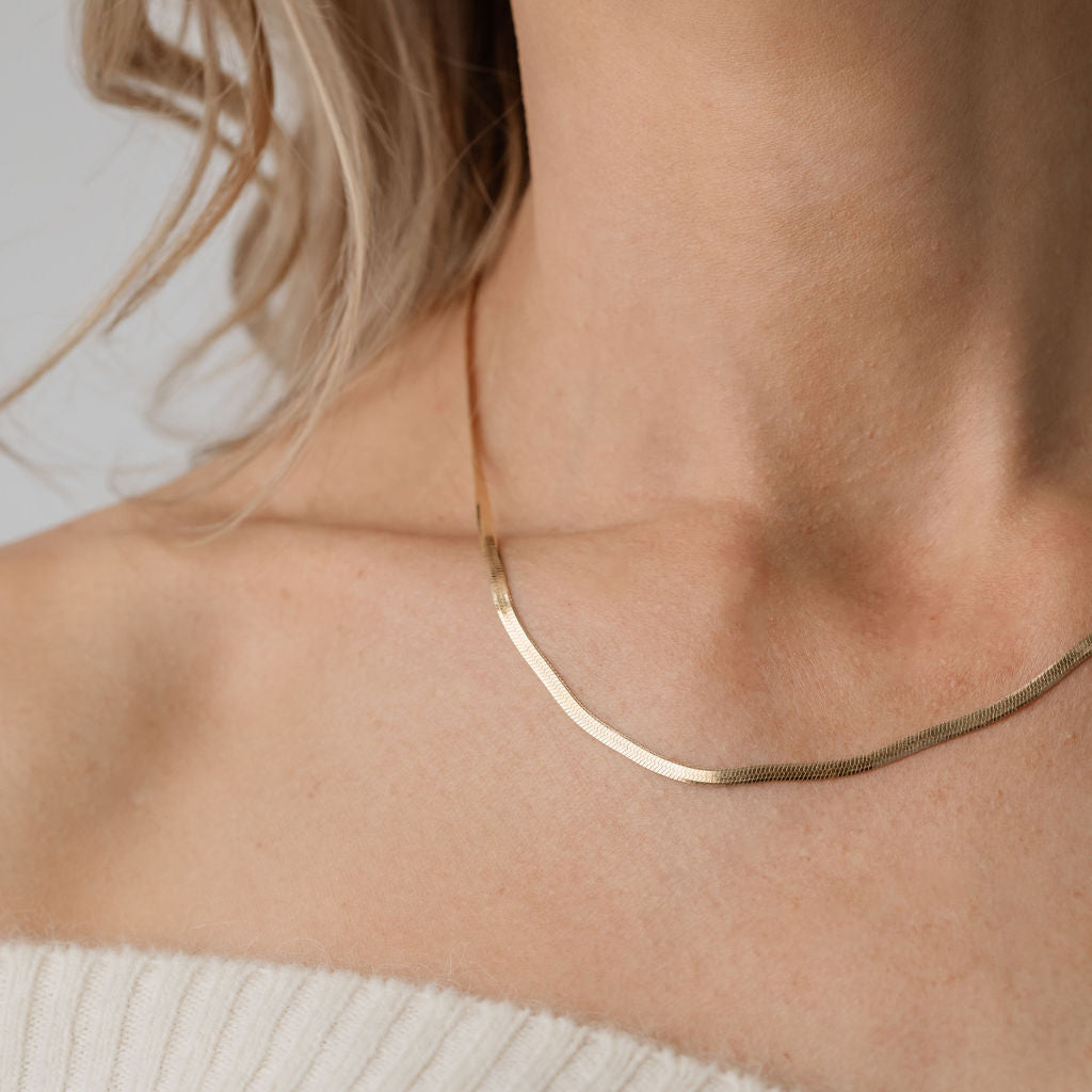 gold herringbone necklace