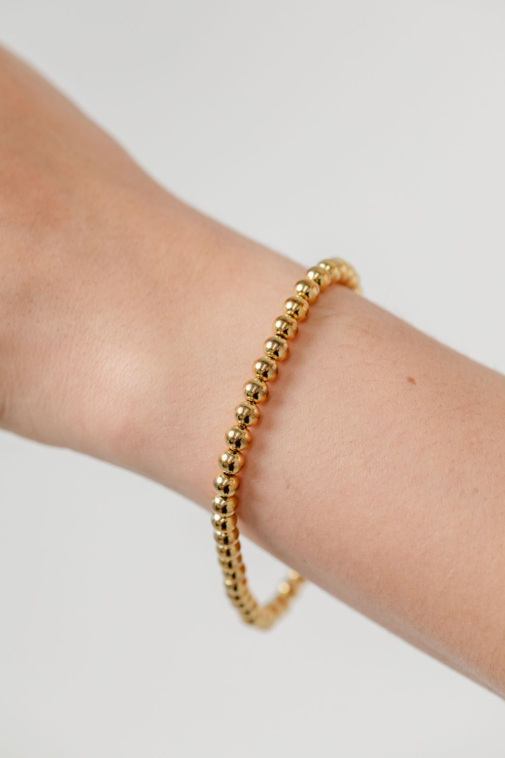 maxi gold ball bracelet  yellow gold