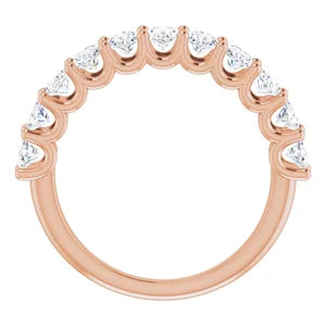 Diamond wedding ring with oval shape diamonds in rose gold