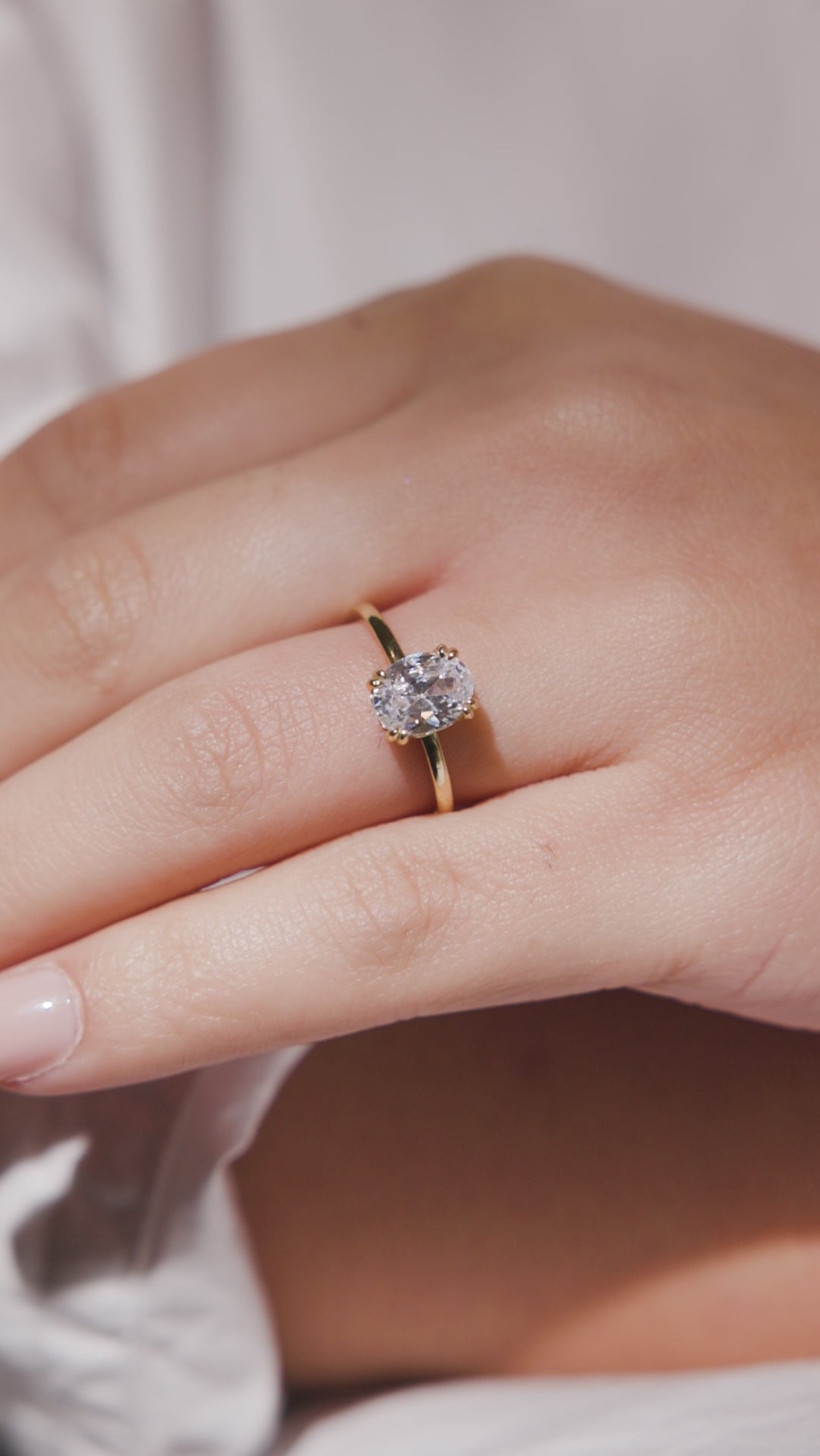 DOUBLE CLAW OVAL SOLITAIRE ENGAGEMENT RING