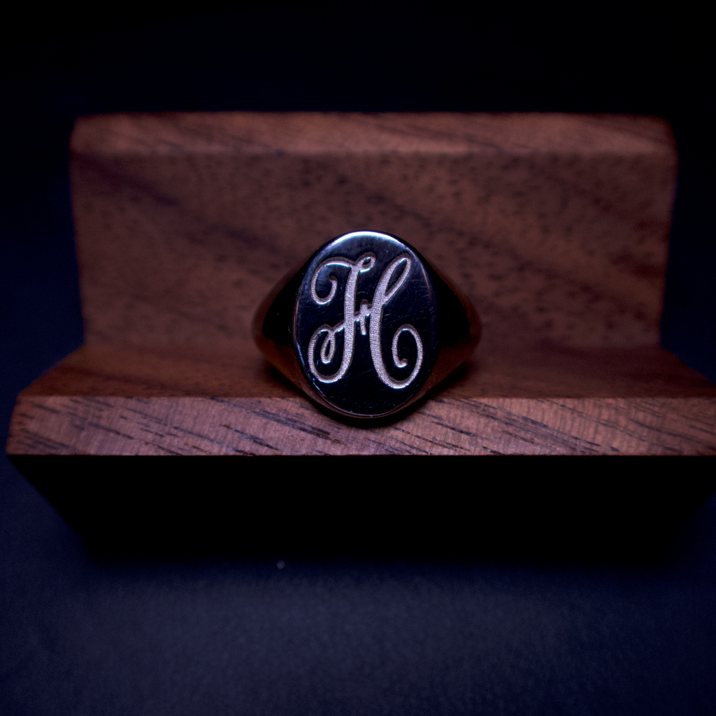 signet ring with engraving