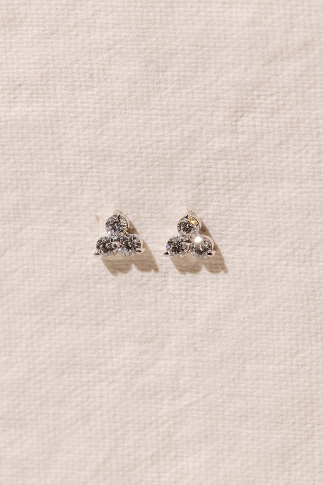 three stone round diamond earrings