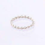 Twist ring white gold 