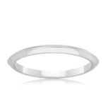 Kinfe edge wedding ring design in white gold 